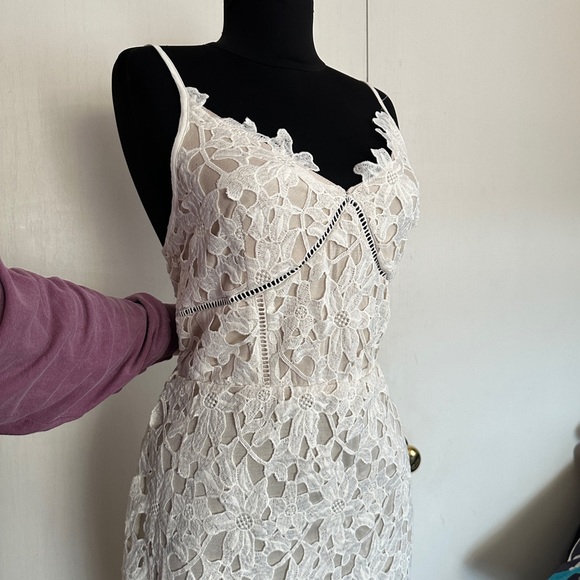 NWT Matty White Lace Dress - Picture 2 of 6